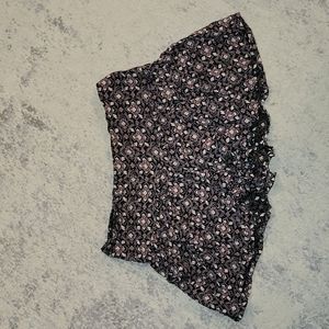 Hollister floral elastic back shorts